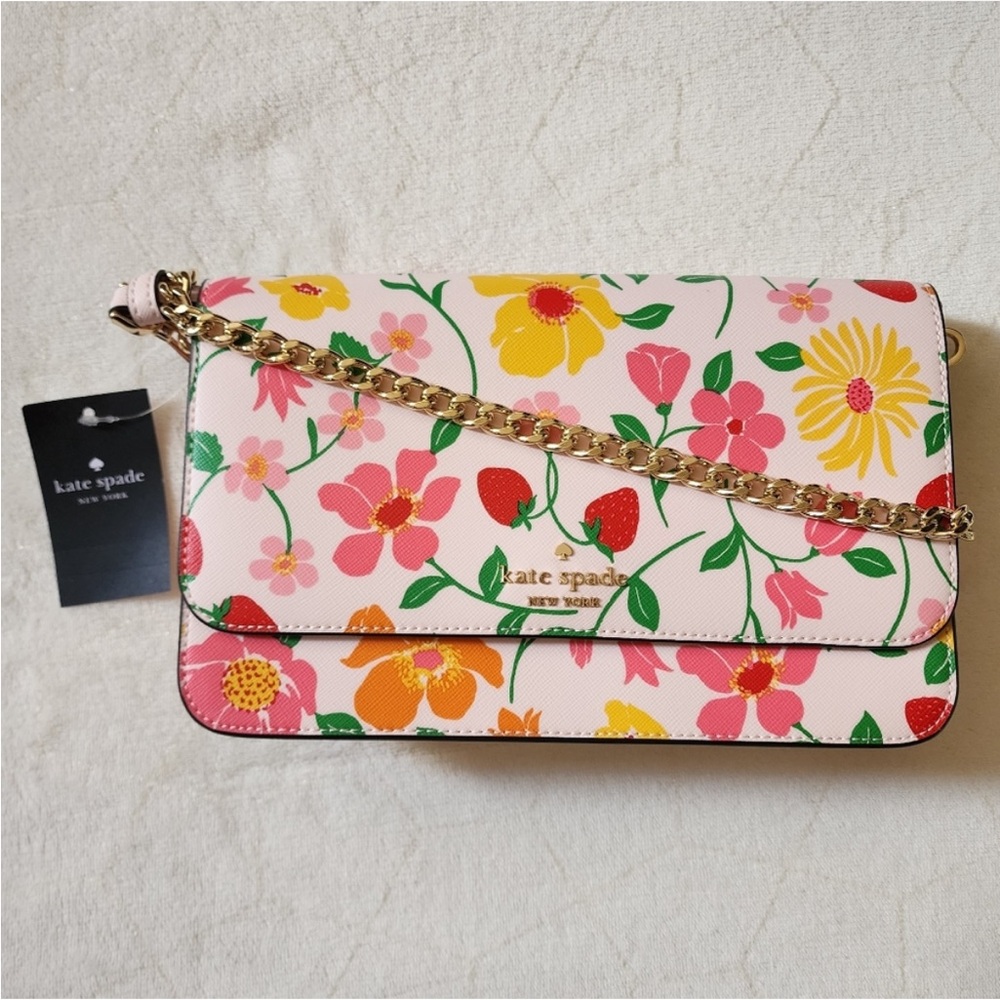 Kate Spade Floral Pink Crossbody Bag
Price firm